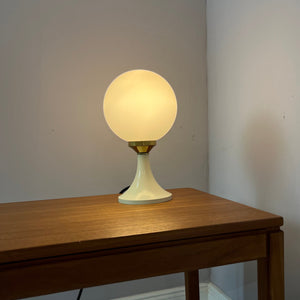 Kugeltischlampe Creme Messing von ETS Moderne Leuchten