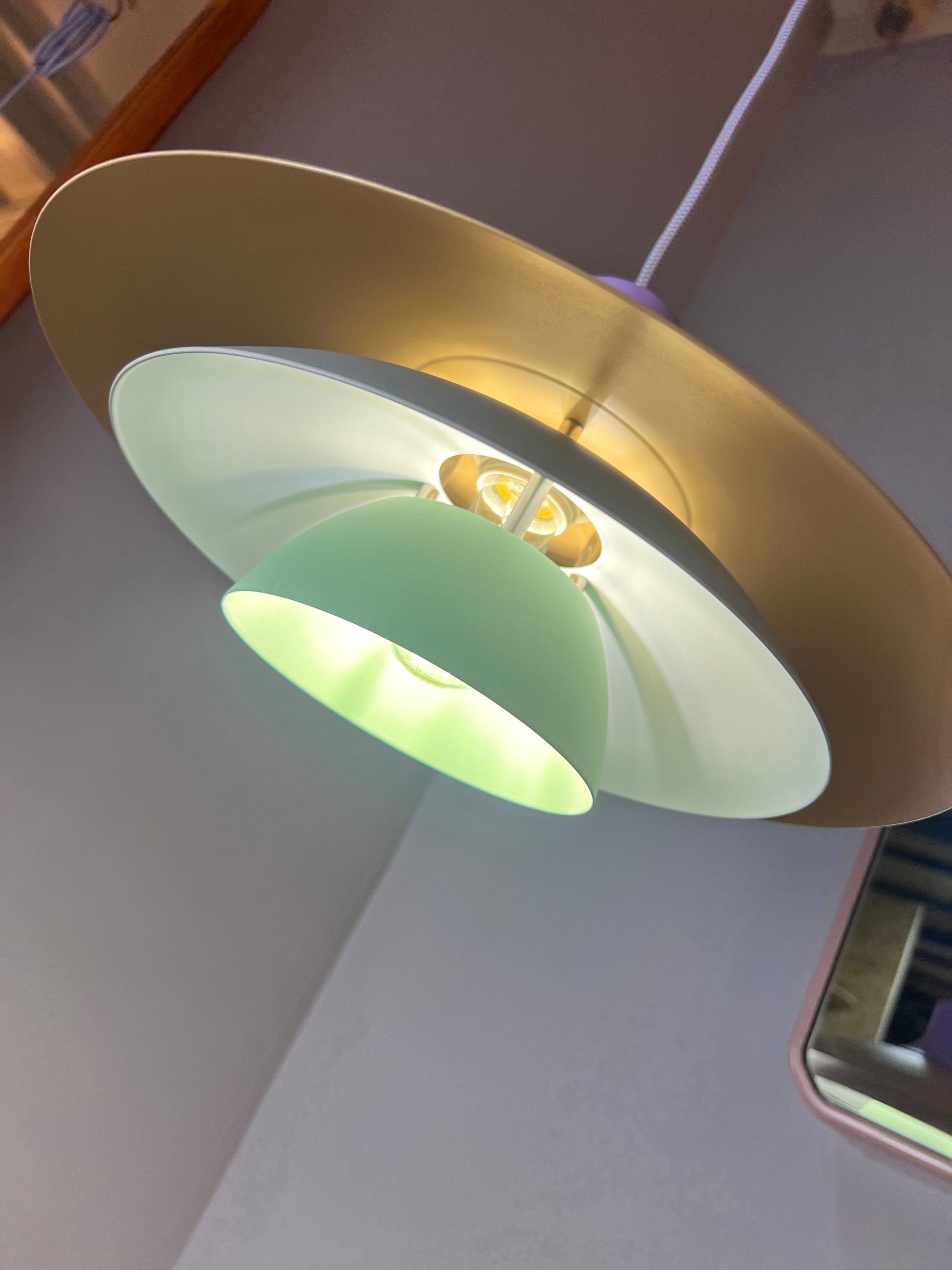 Lamellenlampe neu lackiert lila mint