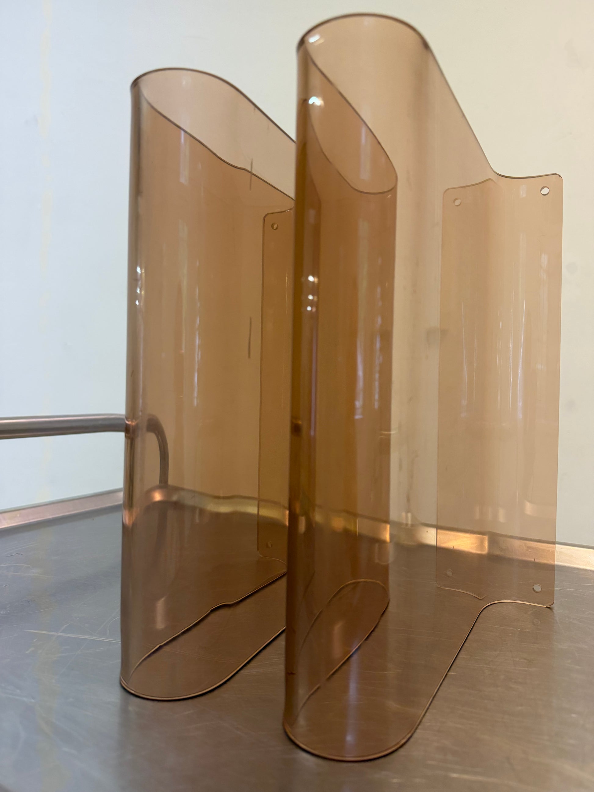 Zeitschriftenständer hellbraun Plexiglas