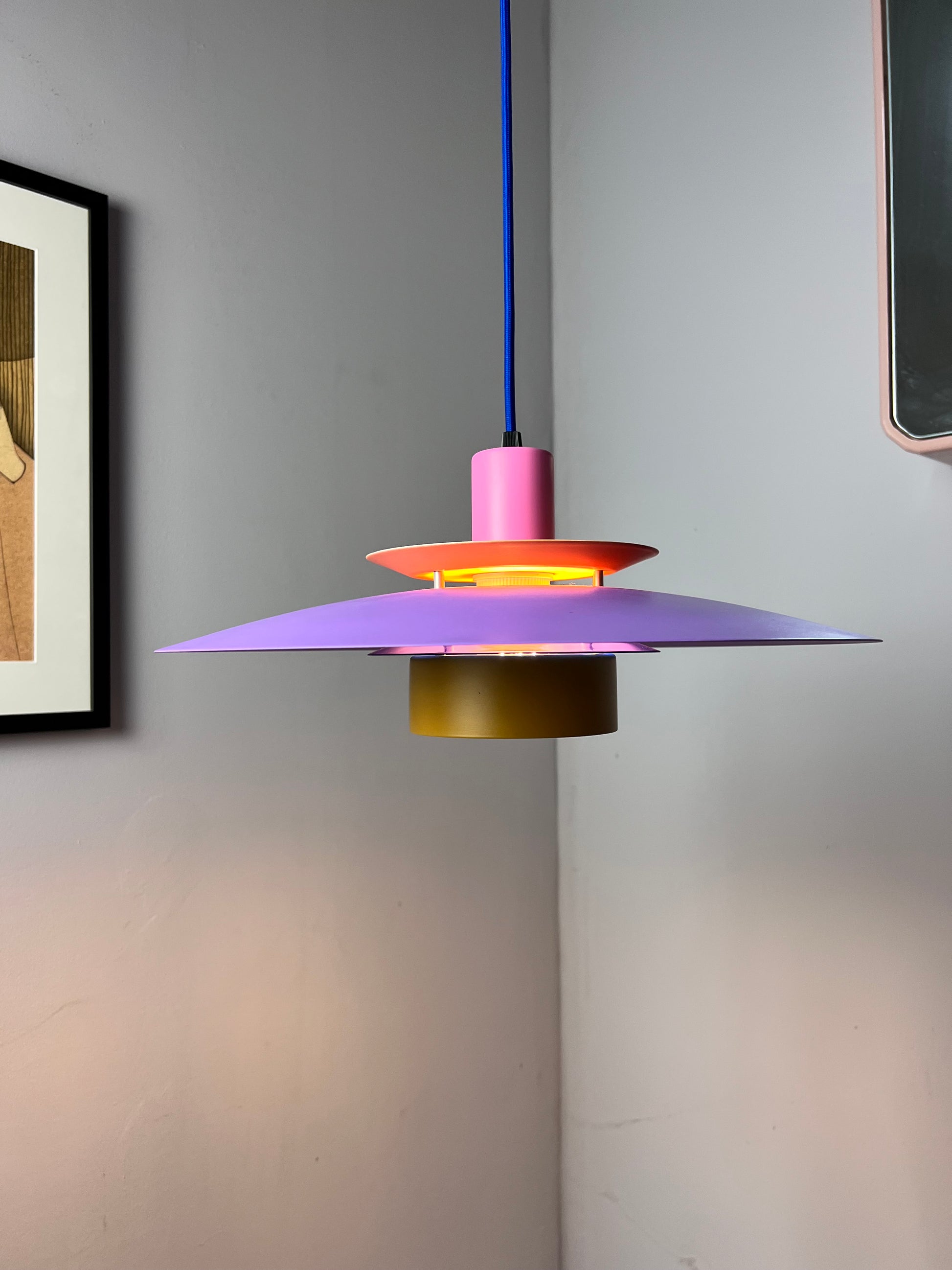 Lamellenlampe neu lackiert lila ocker