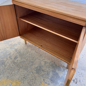 Schrank mit Auszug von Hellerau