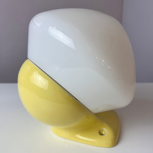 Wandlampe Modell 6030 gelb von Sigvard Bernadotte für Ifö