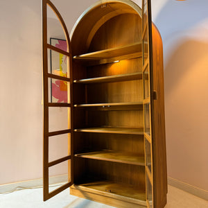 Rundbogen Vitrine Teak von Dyrlund