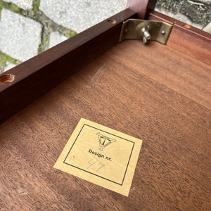 Beistelltisch Fliesen Palisander aus Dänemark von Kvalitet, Form & Funktion