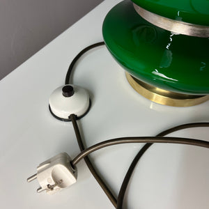 Tischlampe grün mit leuchtendem Glasfuß und floralem Schirm von Doria