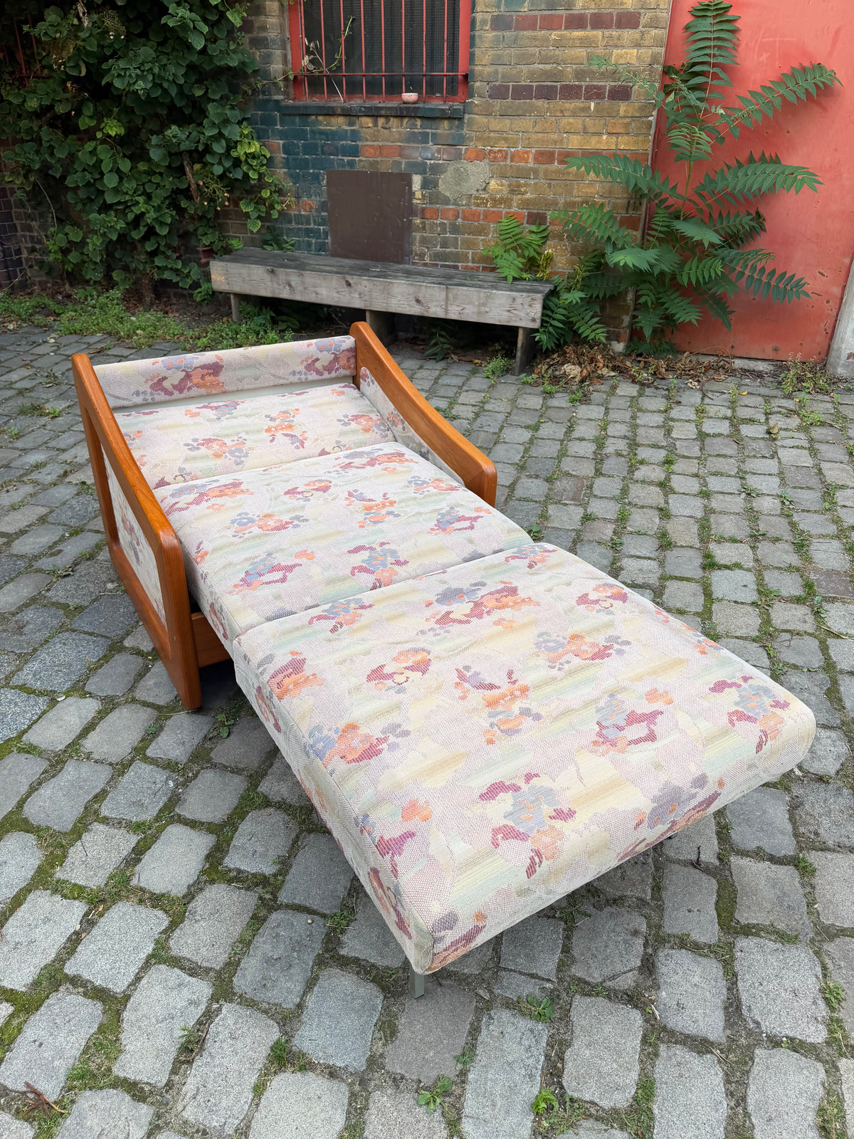 Schlafsessel / Gästebett Teak Textilstoff aus Dänemark