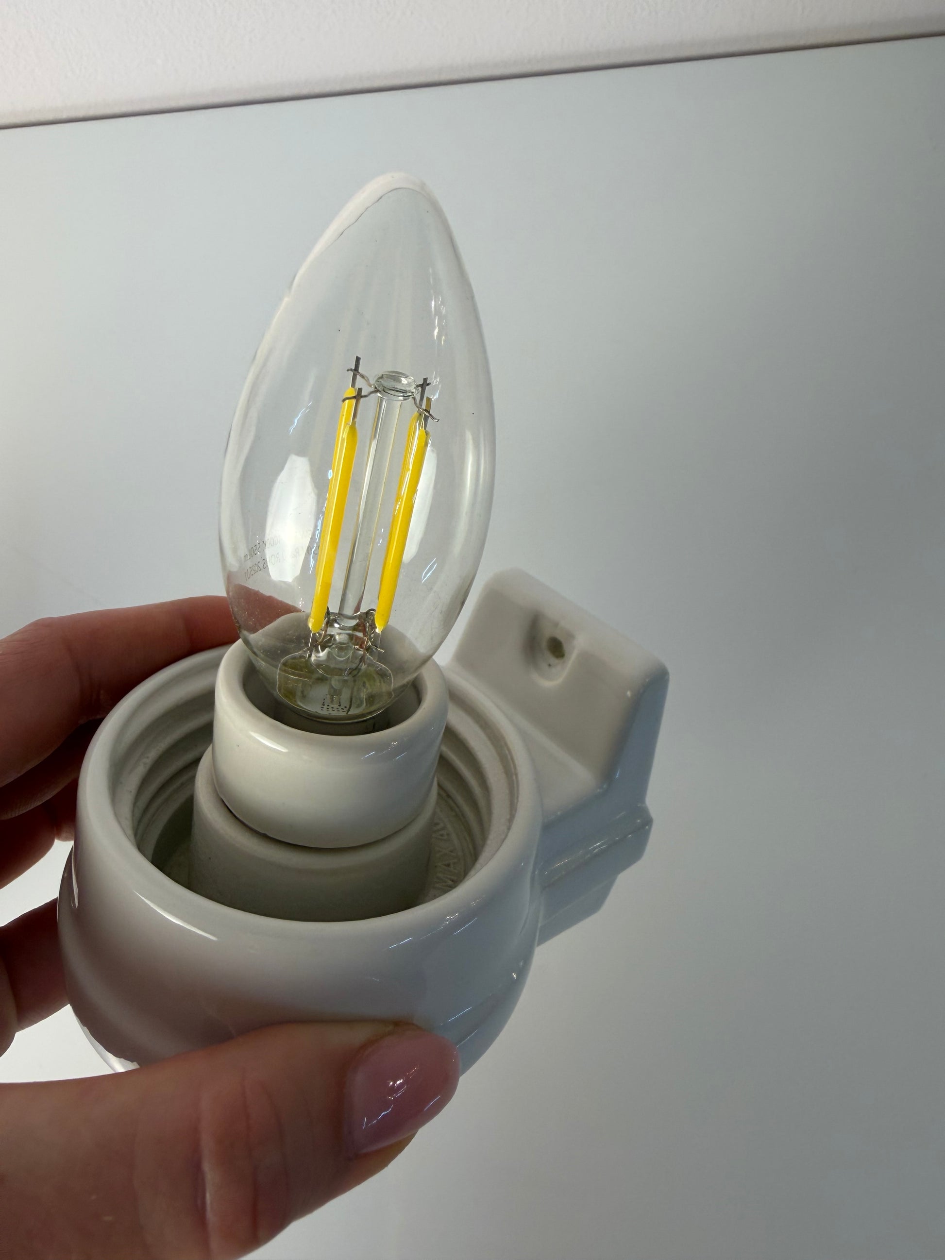Set: 2x Wandlampe Modell 6080 weiß von Sigvard Bernadotte für Ifö