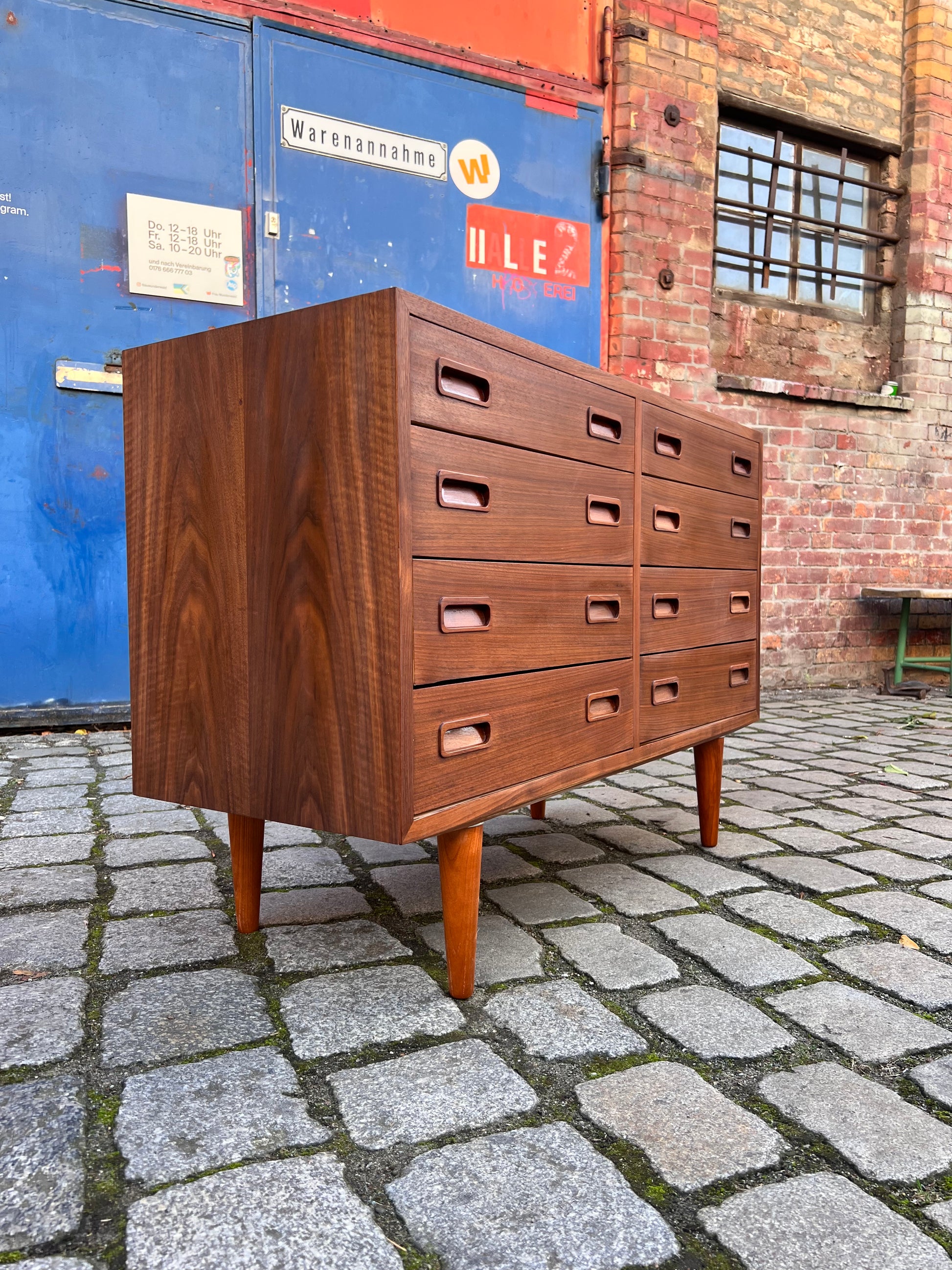 Doppelkommode Nussbaum von Carlo Jensen für Poul Hundevad