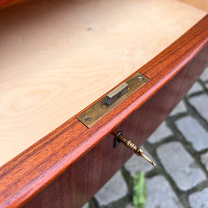 Halbrunder Sekretär Teak aus Dänemark