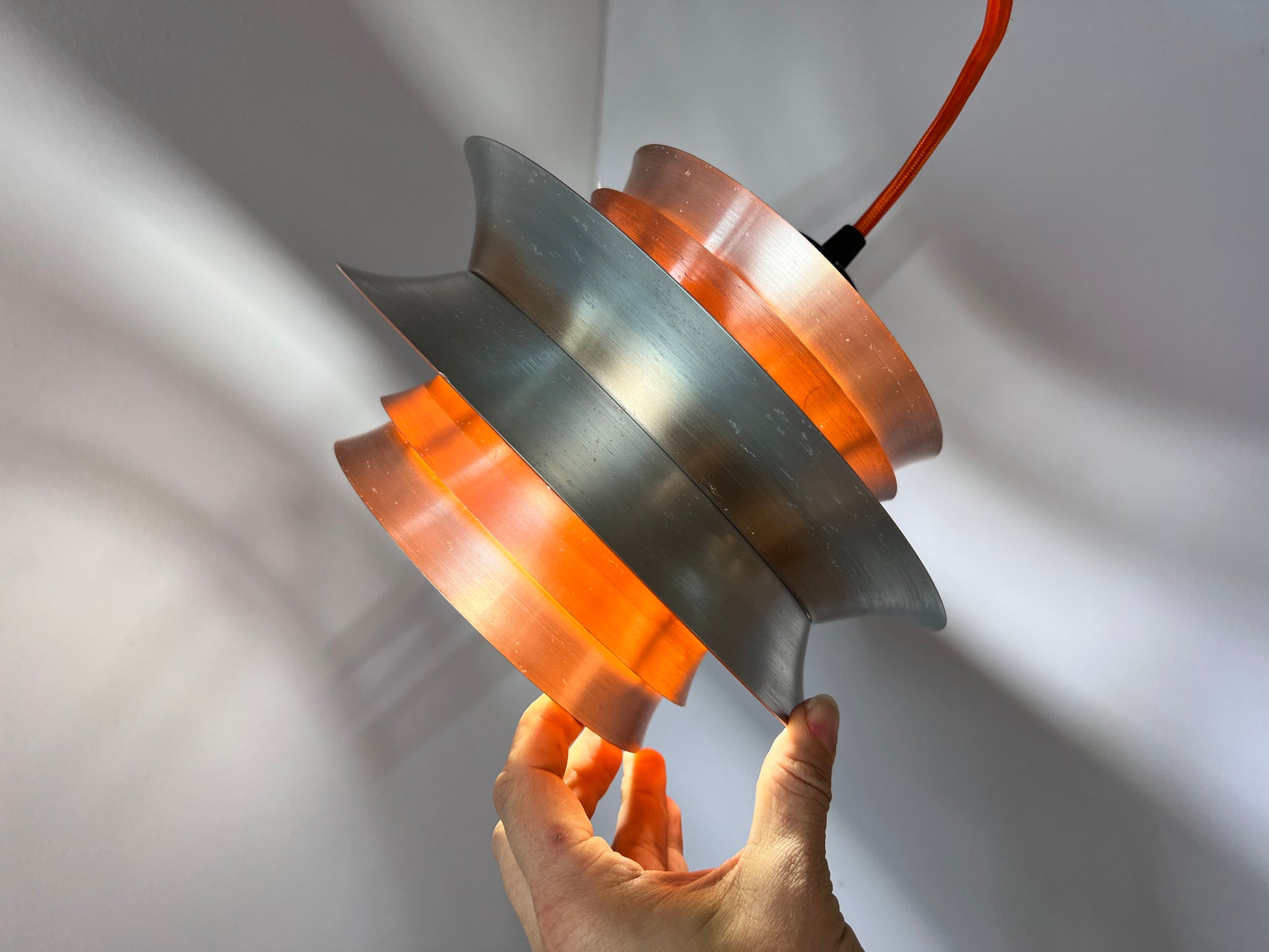 Lamellenlampe orange Chrom von Carl Thore