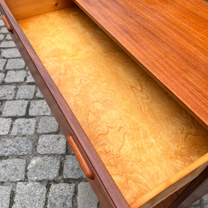 Breite Kommode Teak zugeschrieben Borge Mogensen