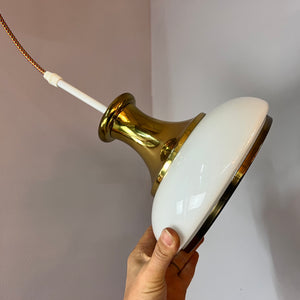 Hängelampe Opalglas Messing
