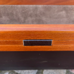 Zeitungsständer Teak Echtleder mit einem Fach von Aksel Kjersgaard für Salin Møbler