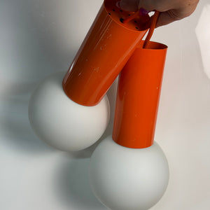 Set: 2x Hängelampe orange mit Opalglas Globus