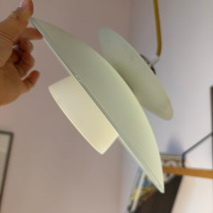 Lamellenlampe Milchglas aus Dänemark