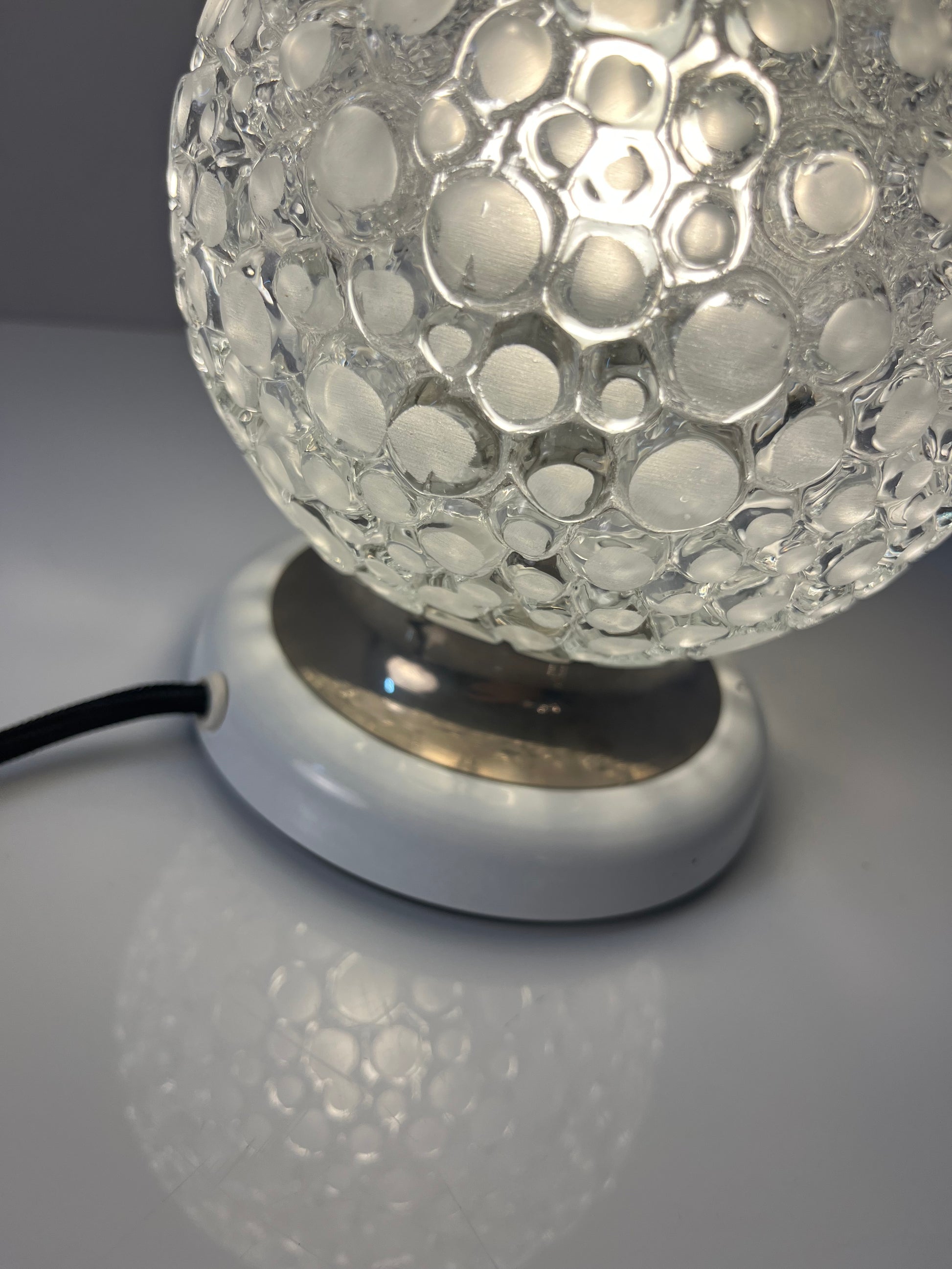 Kugel-Tischlampe weiß Strukturglas