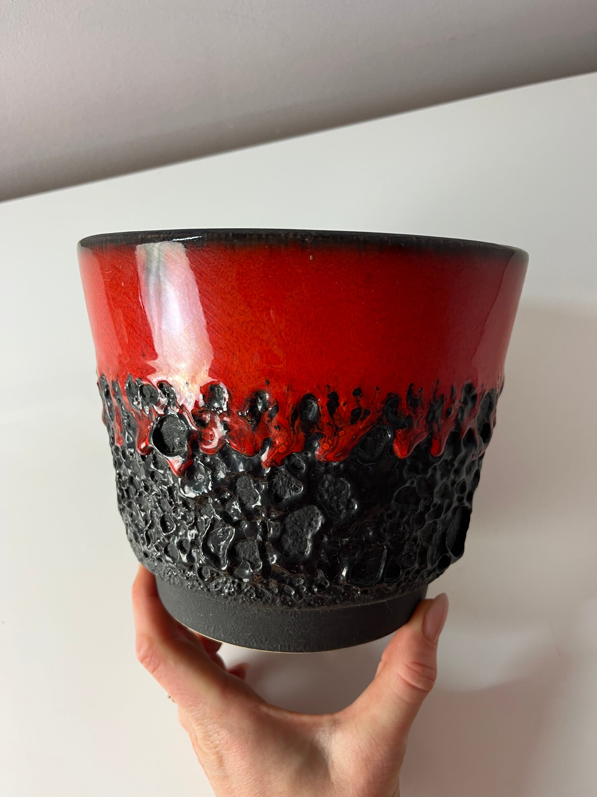 Blumentopf Fat Lava rot braun Keramik