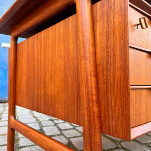 Freistehender Schreibtisch Modell 75 Teak von Gunni Omann für Omann Jun