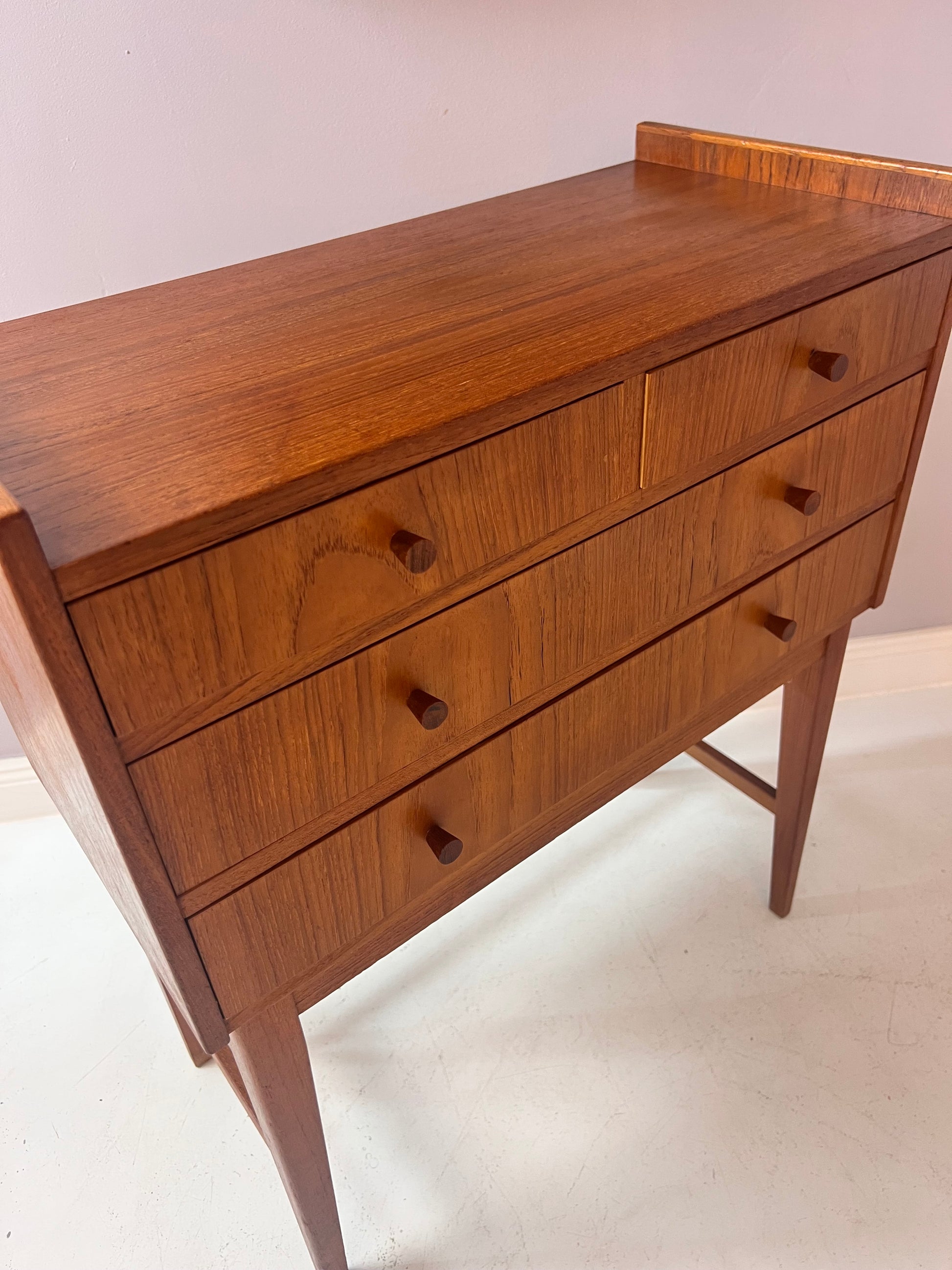 Set: Kommode mit Spiegel Teak