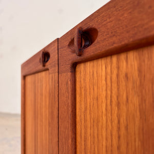 Kommode Teak mit Flügeltüren & neuen Chromfüßen von H. W. Klein für Bramin