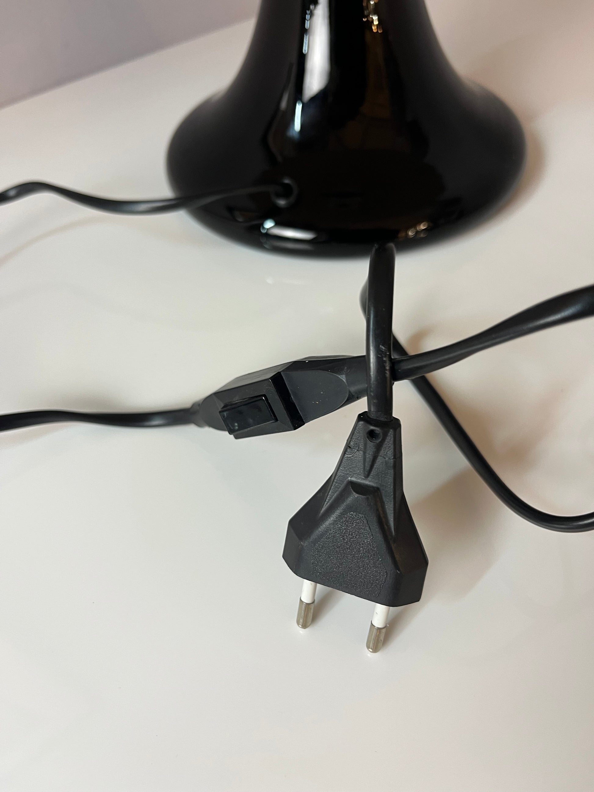 Tischlampe Backgammon Opal schwarz von Holmegaard