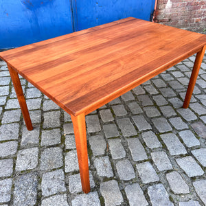 Esstisch Teak Vollholz mit eingehängter Platte