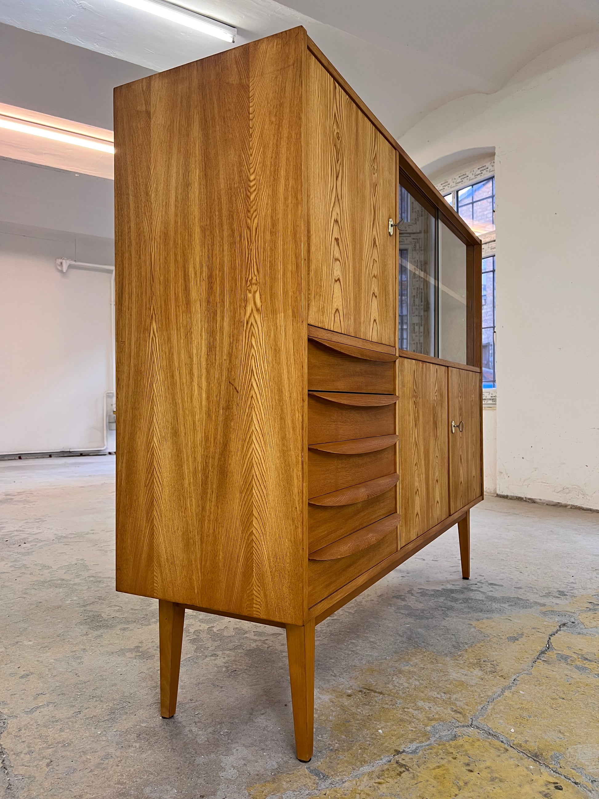 Highboard / Wohnzimmerschrank Typ 602 von Franz Ehrlich für Hellerau