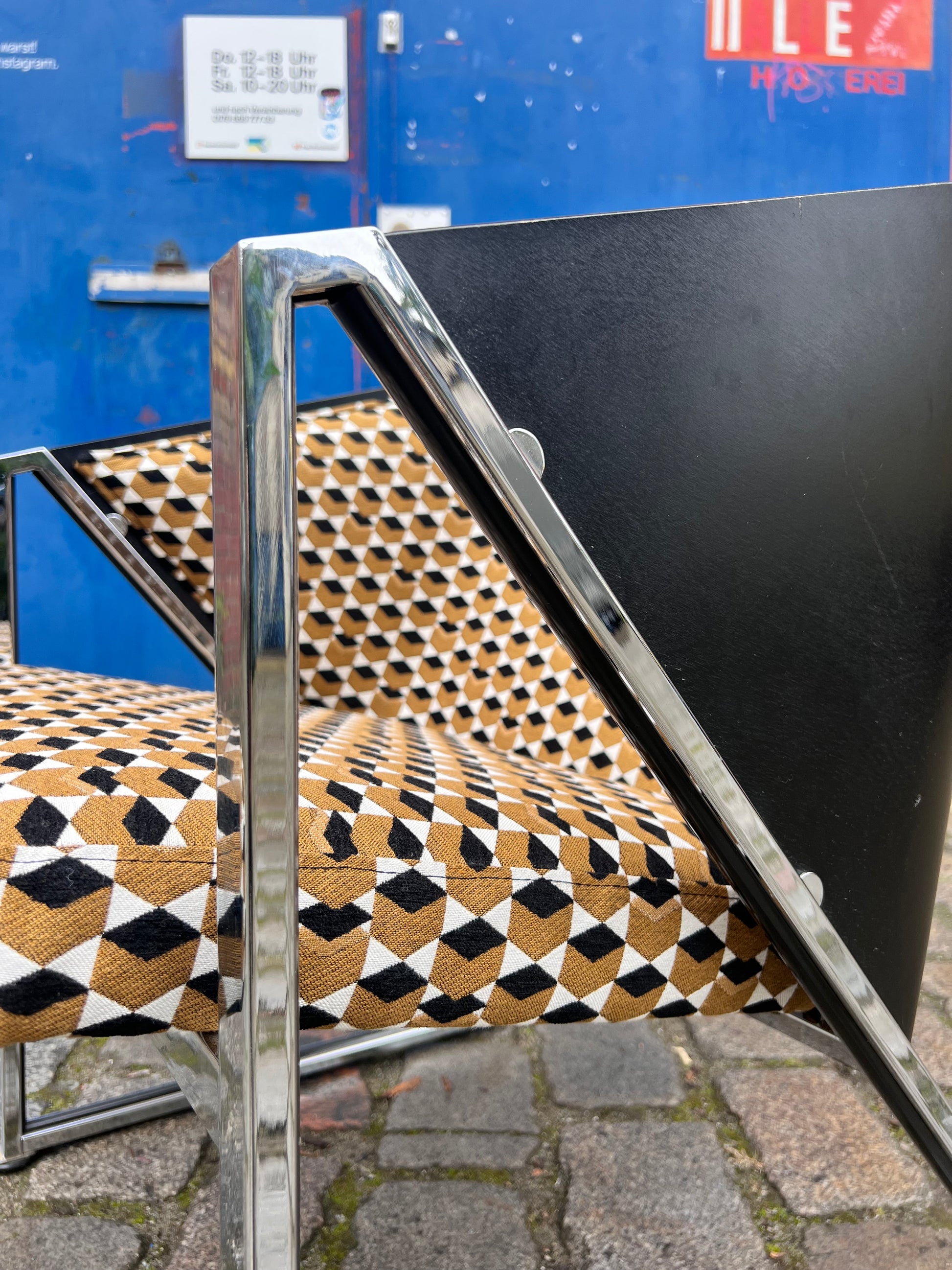 Sessel Mondi braun schwarz Chrom von Jouko Järvisalo für Inno Interior Oy - neu gepolstert