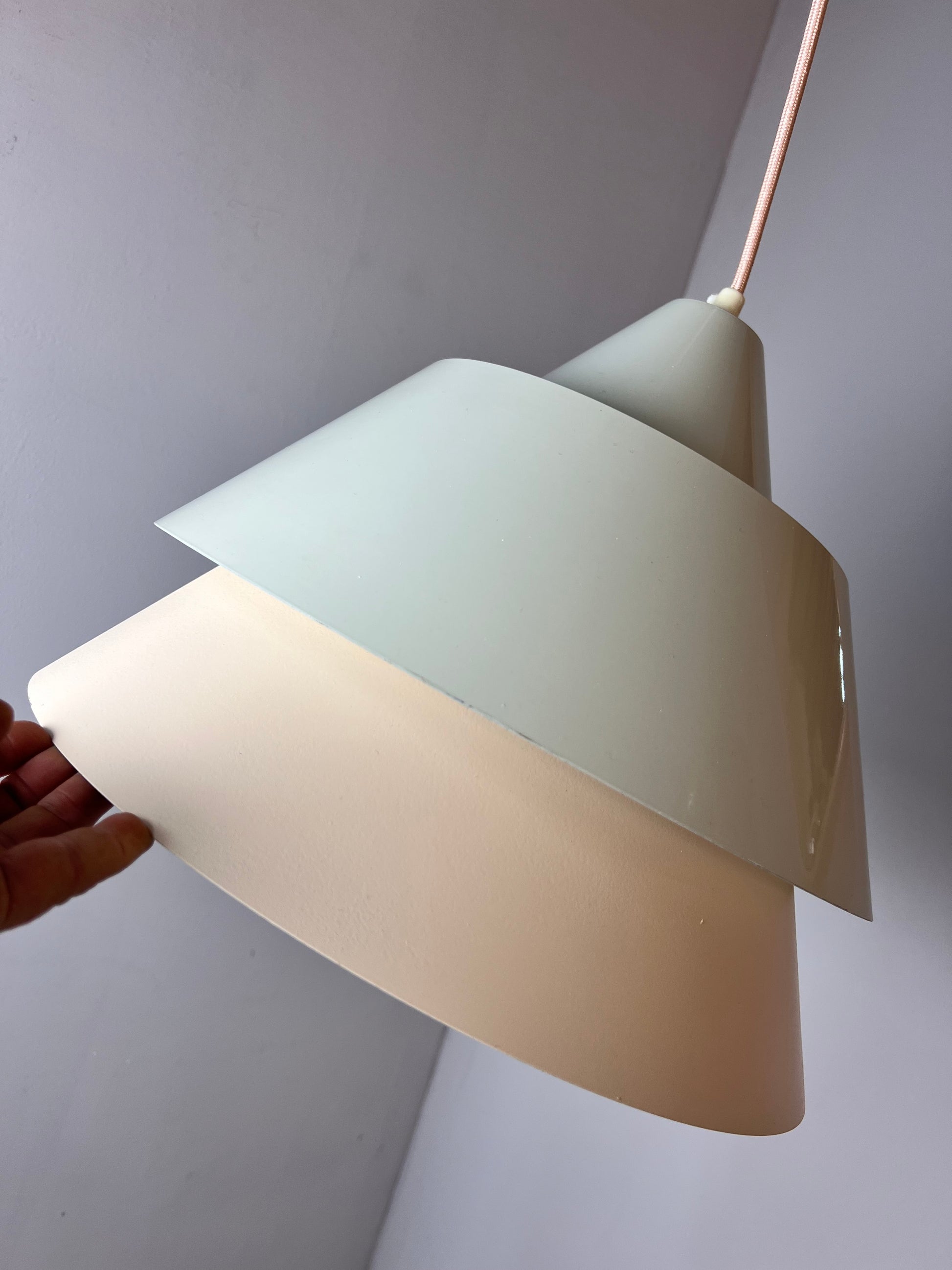 Lamellenlampe Zone weiß von Jo Hammerborg für Fog & Mørup