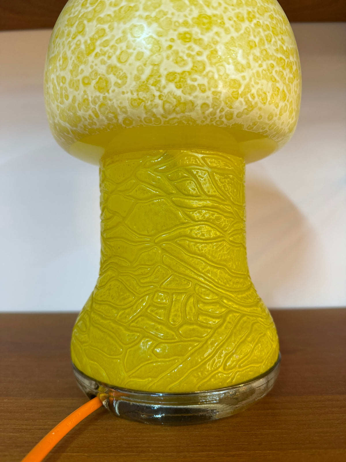 Pilzlampe gelb Glas von Karin Korn für Beleuchtungsglaskombinat Görlitz