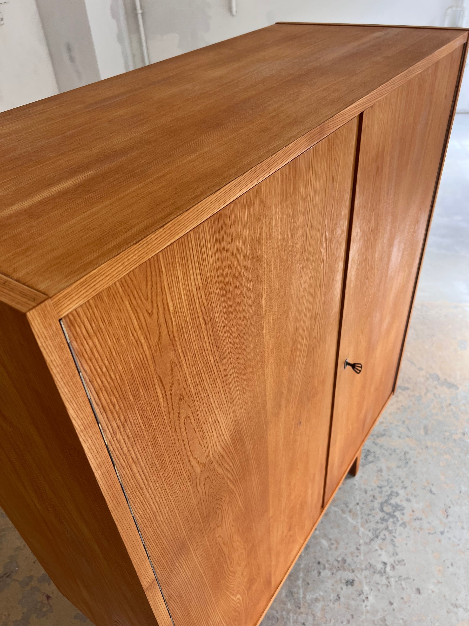 Schrank Typ 602/B Esche von Franz Ehrlich für Hellerau