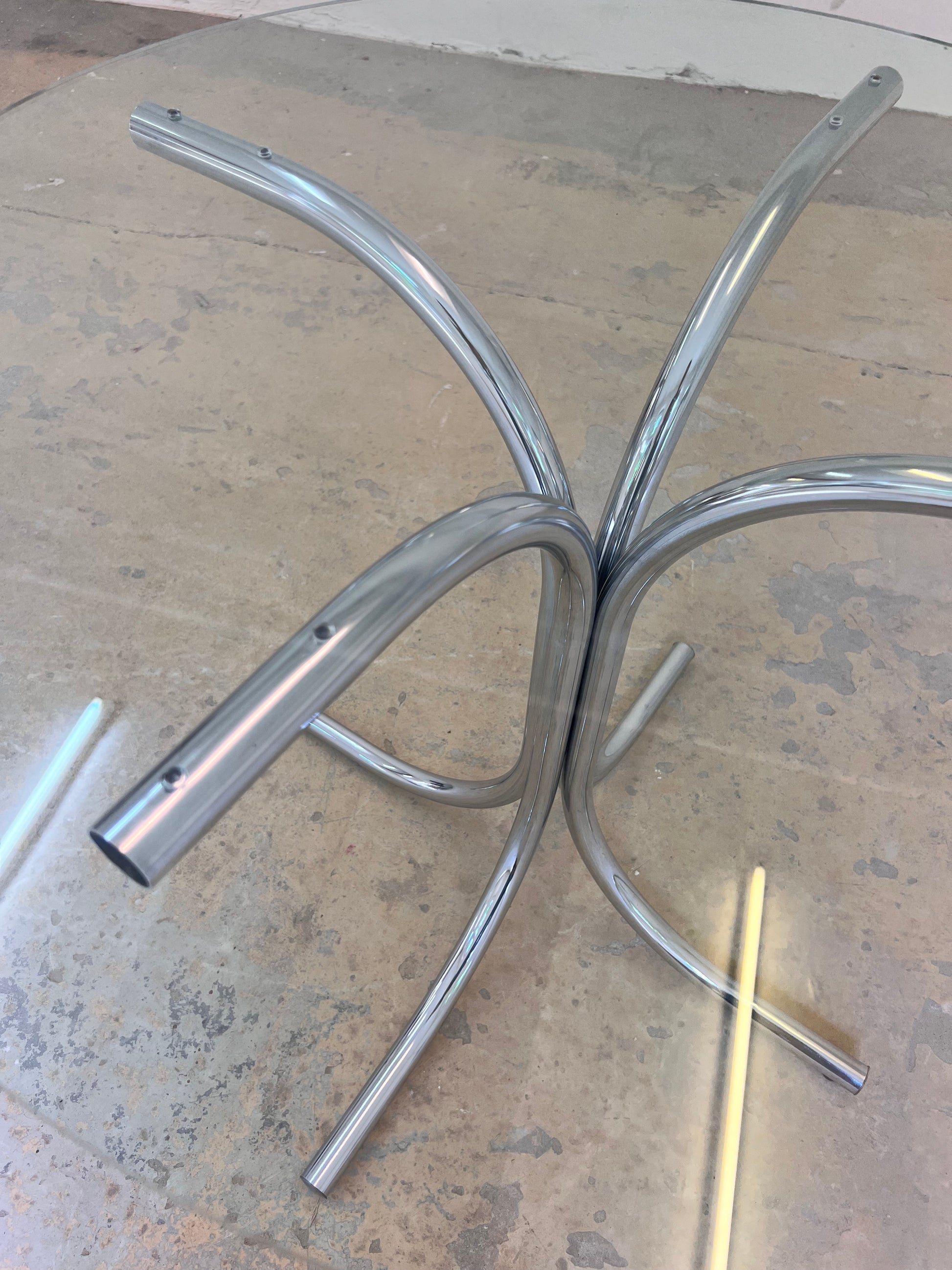 Runder Esstisch Glas & Chrom