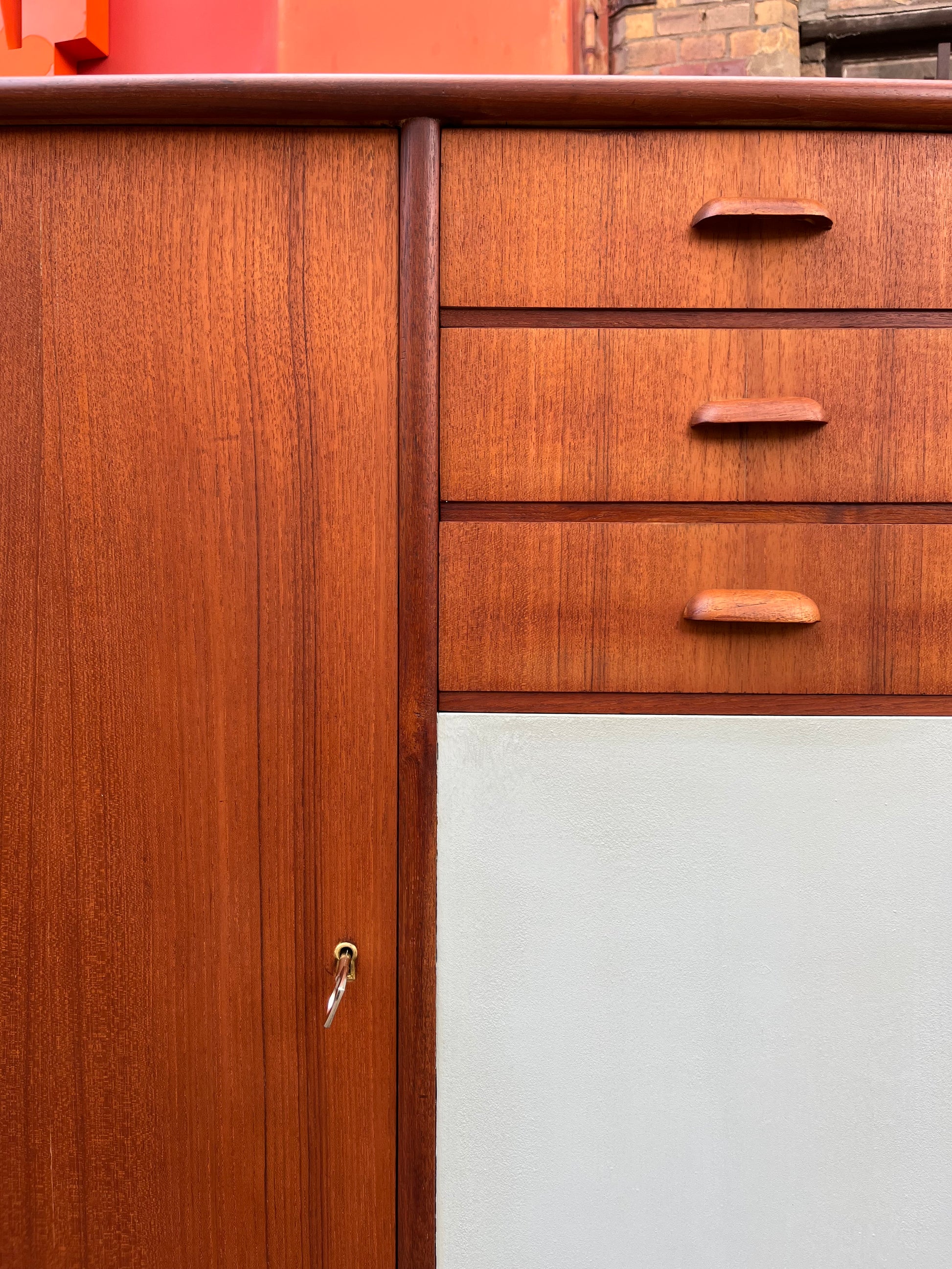 Highboard hellblau Teak