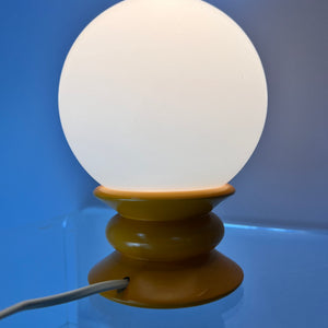 Tischlampe gelb Opalglas von Temde
