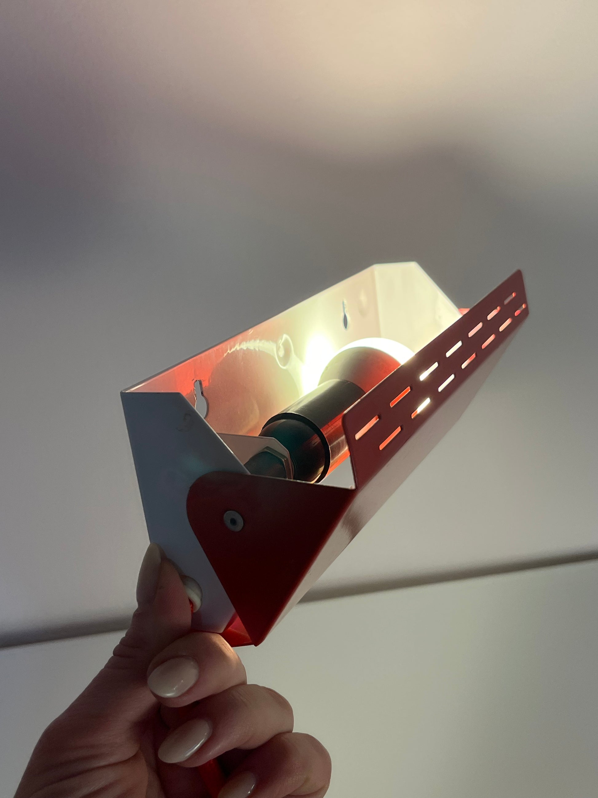 Wandlampe Twist Type 124 rot von Knud Christensen Electronic