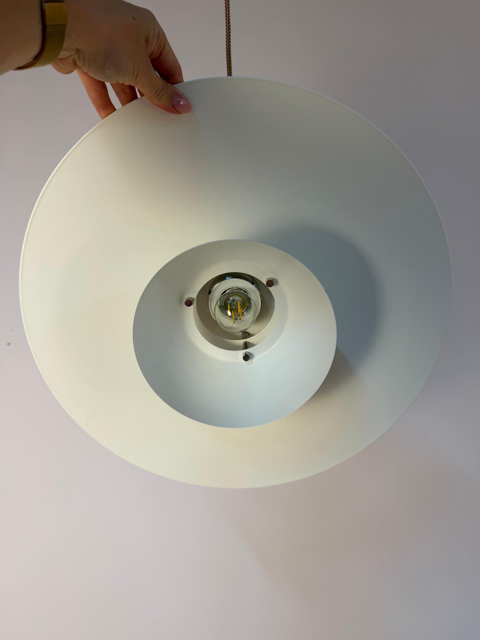 Lamellenlampe Typ 4450 weiß von Lyfa