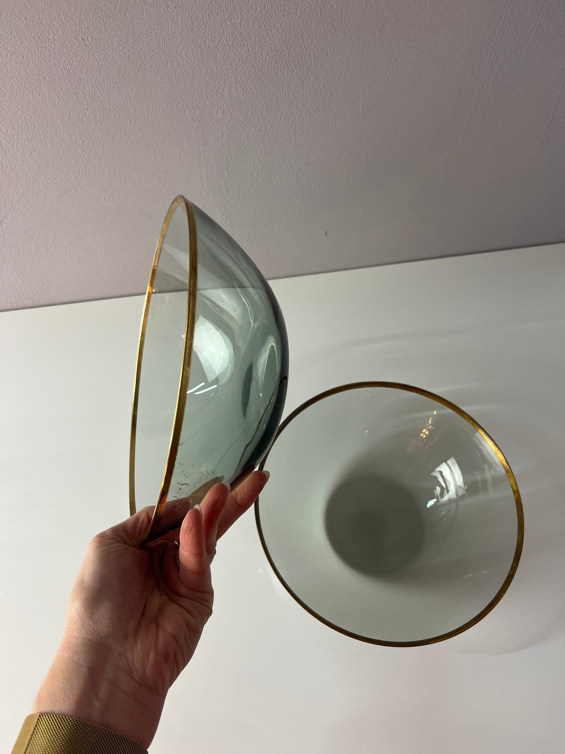 Set: 2 Schüsseln Rauchglas mit Goldrand