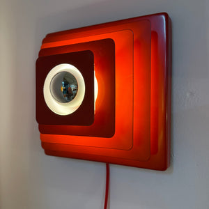 Wandlampe Pyramide rot Metall von Hustadt Leuchten