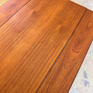 Ausziehbarer Couchtisch Teak mit Ablage