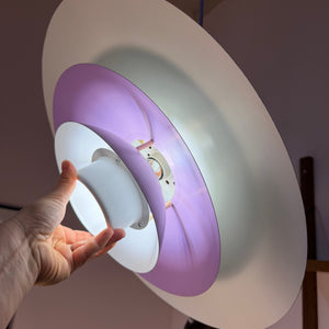 Lamellenlampe weiß lila von Formlight