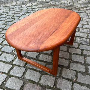 Ovaler Couchtisch Teak von Niels Bach