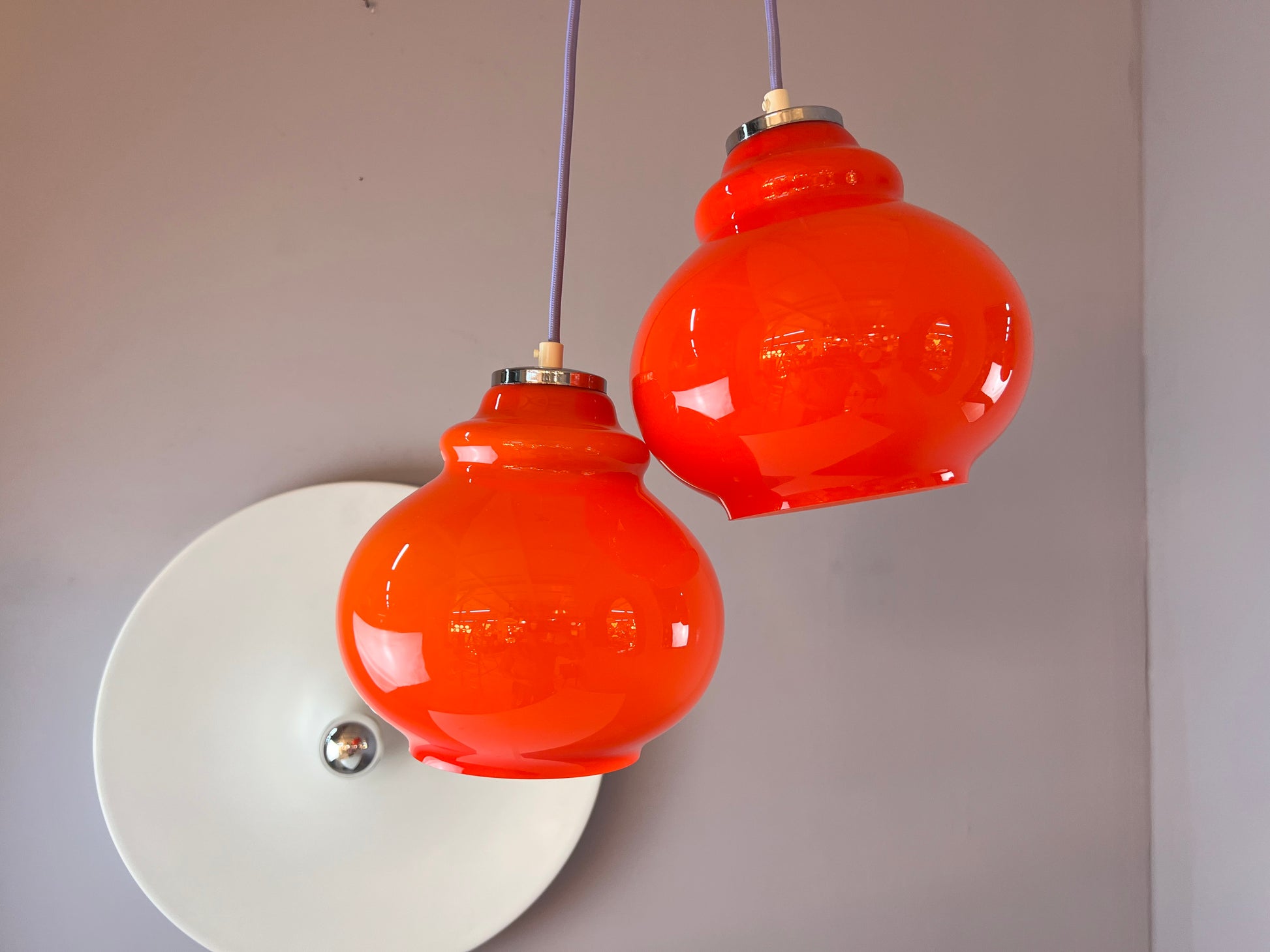 Hängelampe orange Glas aus Westddeutschland