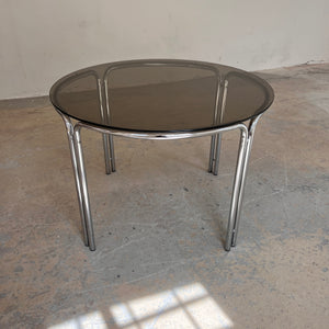 Runder Esstisch Chrom & getöntes Glas