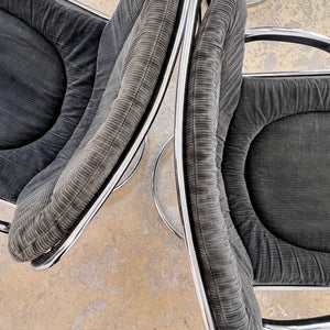 Freischwinger grau Cord Chrom von Gastone Rinaldi