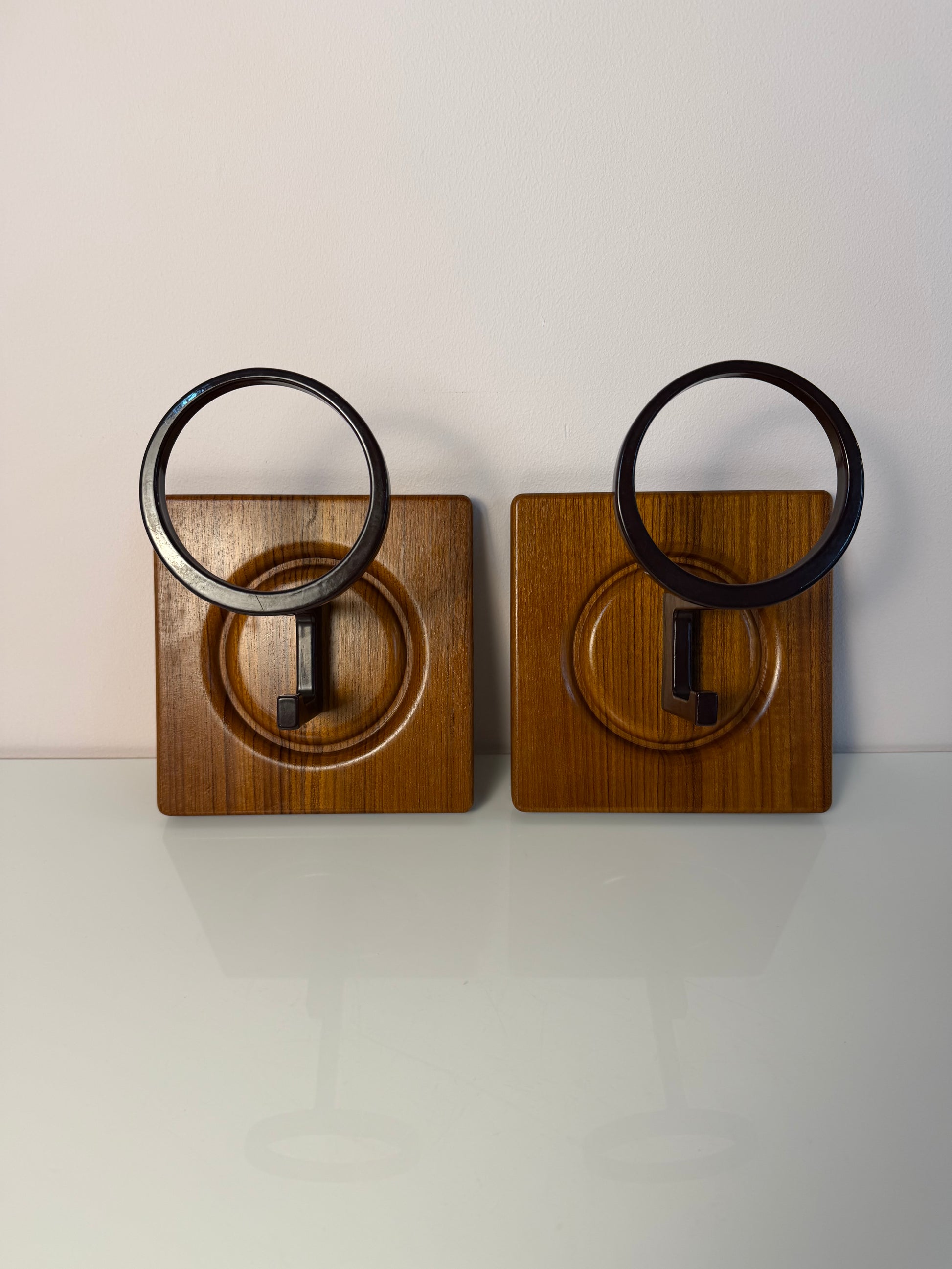 Set: Wandhaken Garderobe Teak von Sudbrock