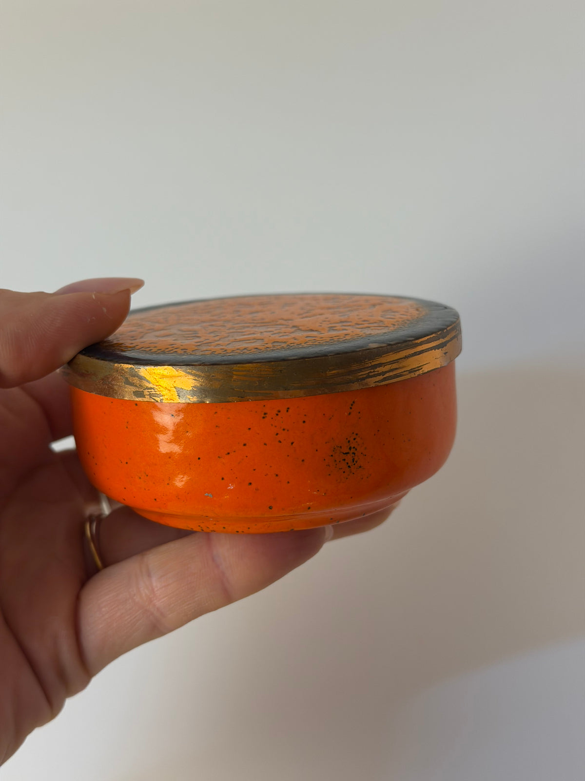 Set: 8x Untersetzer orange emailliertes Kupfer von VEB Zwintschöna