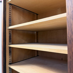 Rollladenschrank mit Messinggriff & Schloss von Soennecken