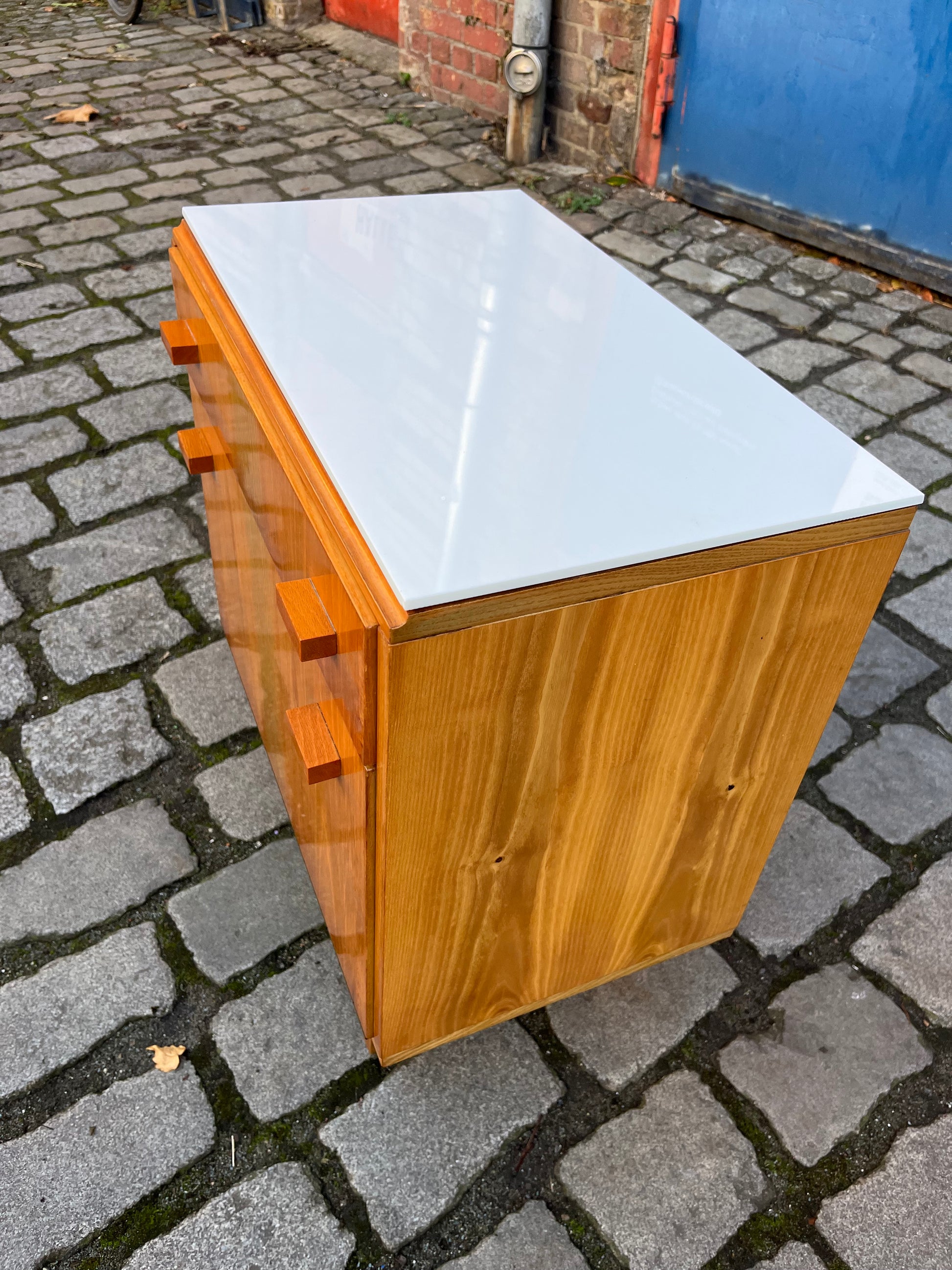 Set: 2 Nachttische von František Mezulánik für Nový Domov