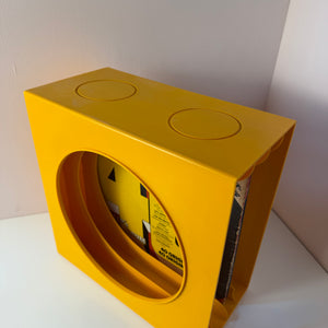 Schallplattenständer gelb von Schweizer Design