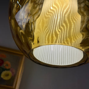 Kugellampe gelb Glas mit Kette aus Dänemark